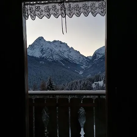 Casa Di Ele Apartment